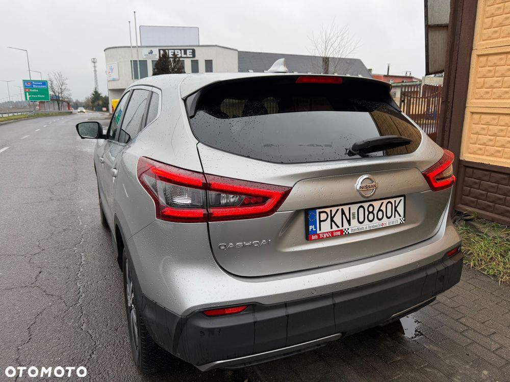 Nissan Qashqai 1.2 DIG-T N-Connecta Xtronic EU6 - 16