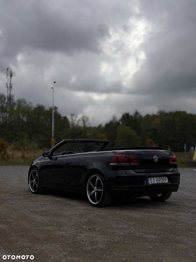 Volkswagen Golf - 11