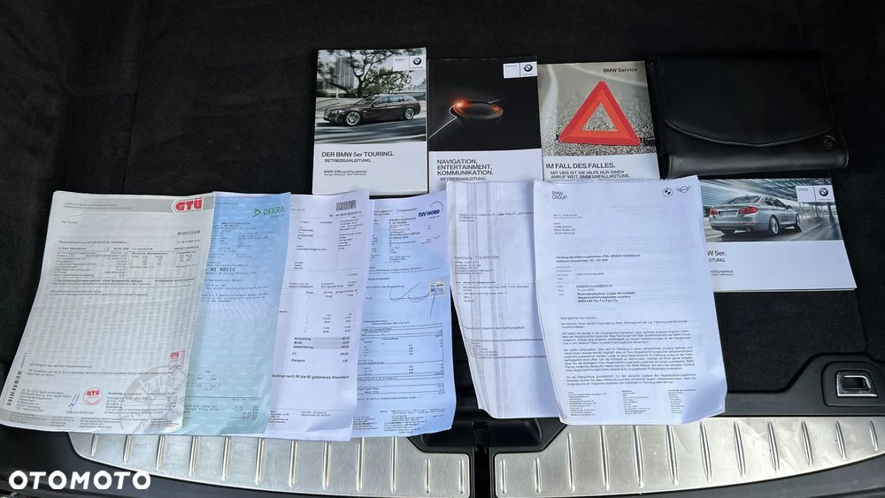 BMW Seria 5 530d Sport-Aut - 36