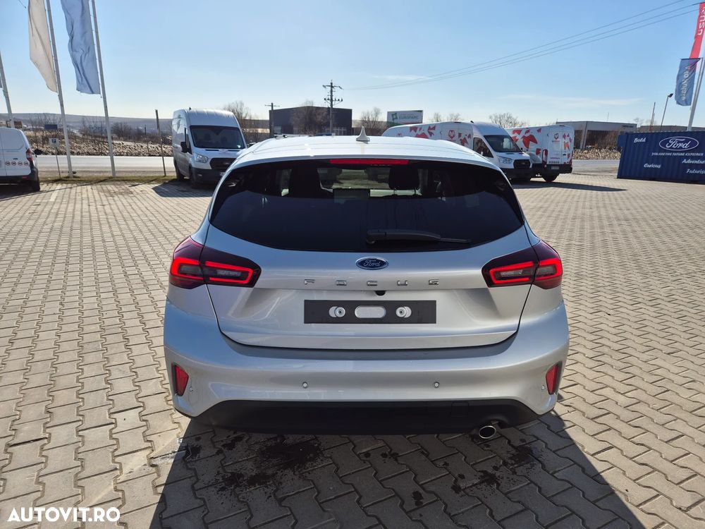 Ford Focus 1.0 EcoBoost 6MT MHEV Titanium X - 4