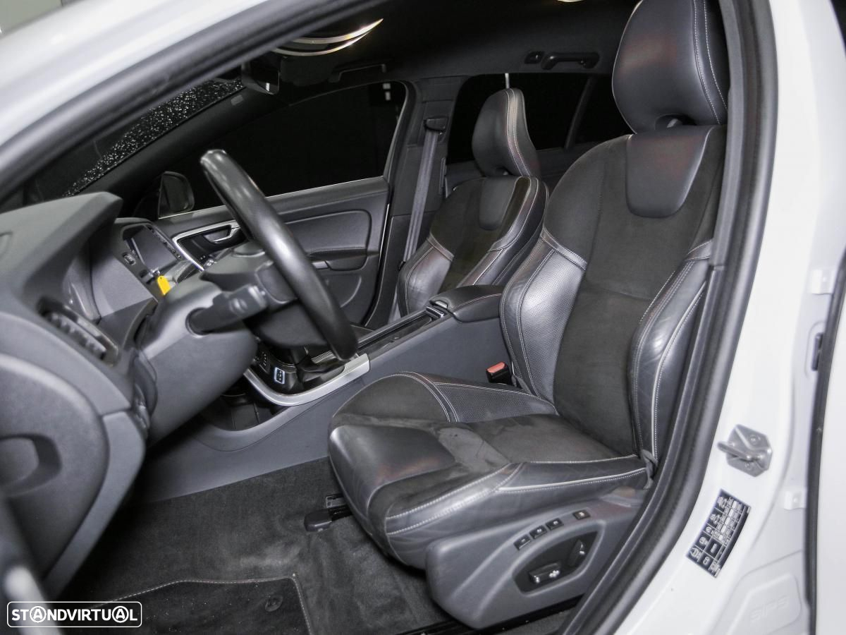 Volvo V60 2.4 D6 R-Design Sum.AWD Phev - 7
