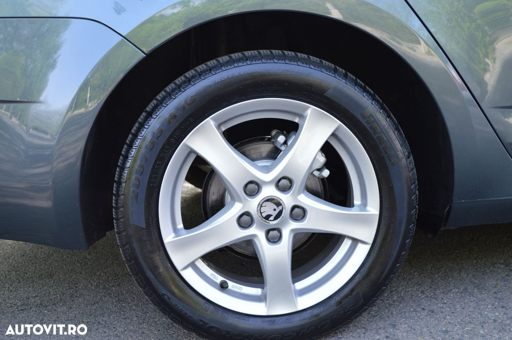Skoda Octavia 2.0 TDI Style - 33