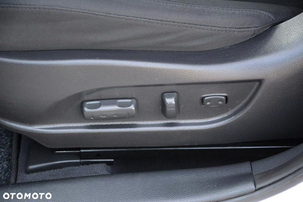 Hyundai i40 1.7 CRDi Comfort DCT - 32