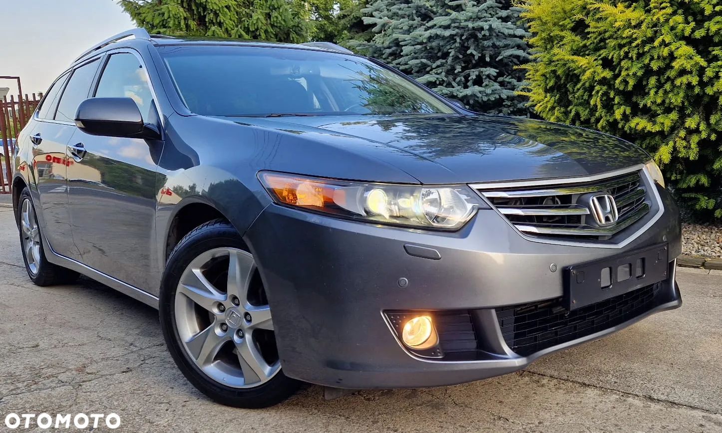 Honda Accord - 1