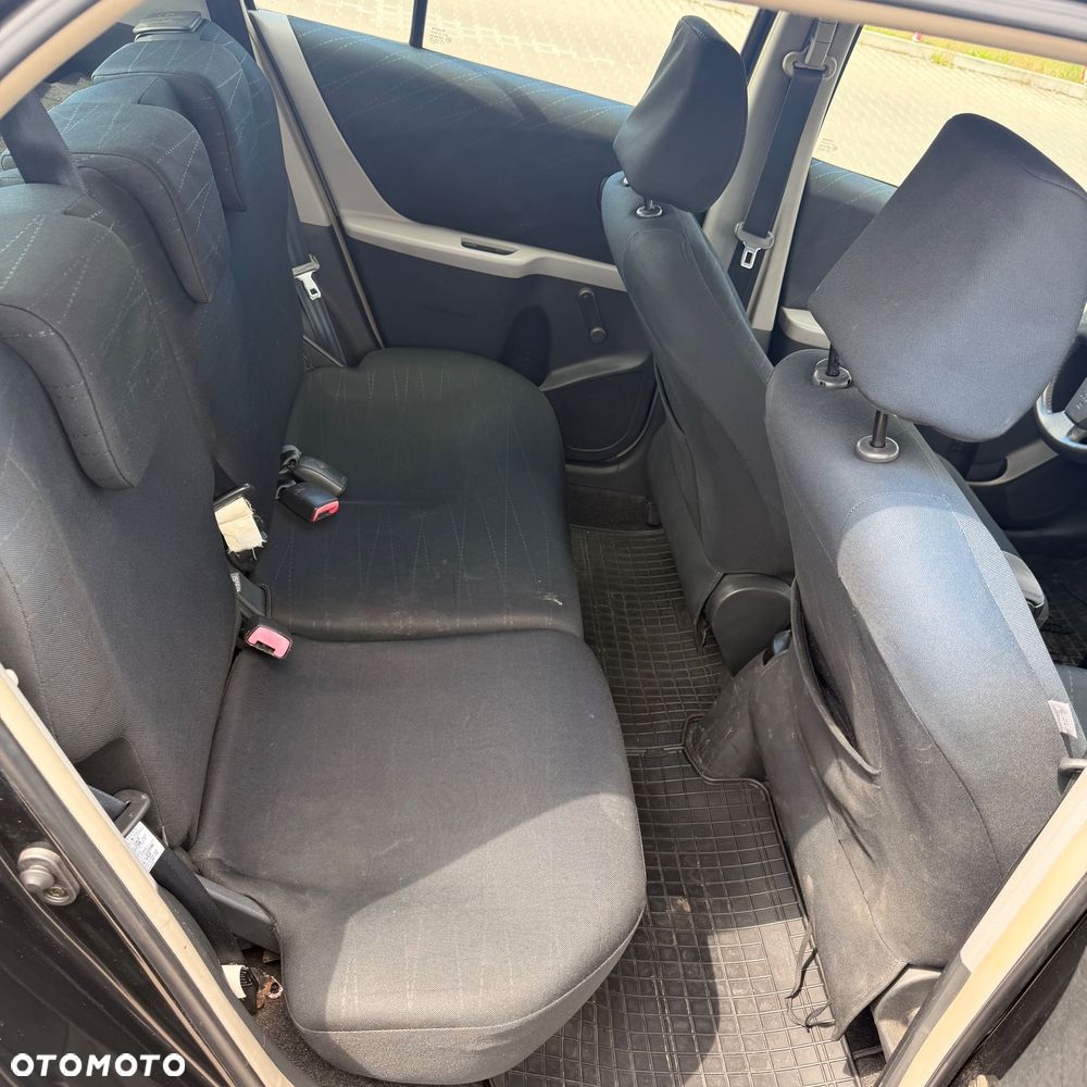 Toyota Yaris 1.4 D-4D Sol - 28