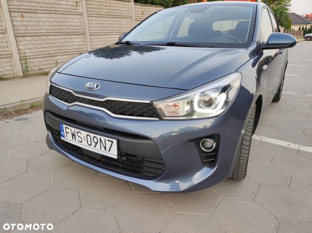 Kia Rio - 6