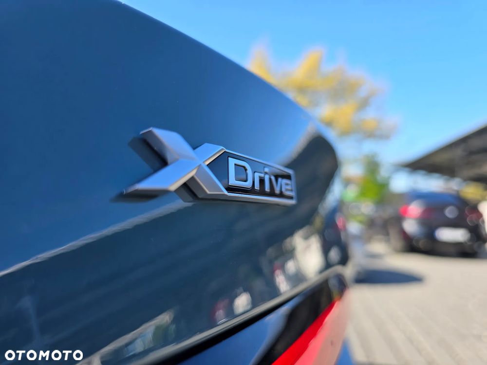 BMW Seria 5 520d xDrive mHEV M Sport - 34