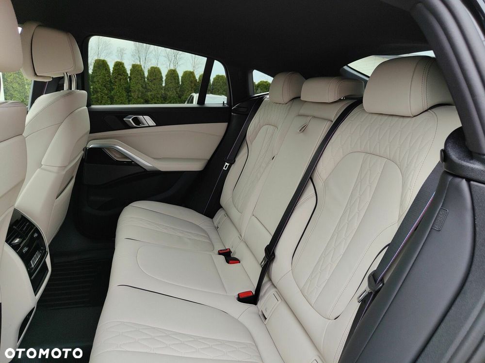 BMW X6 - 19