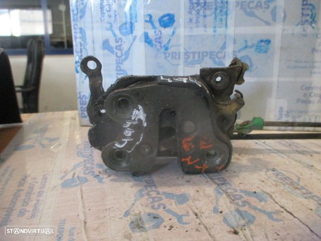 Fecho Fec4947 NISSAN TERRANO 1 1998 2.7Td 100Cv 5P AZUL F ESQ MANUAL - 2