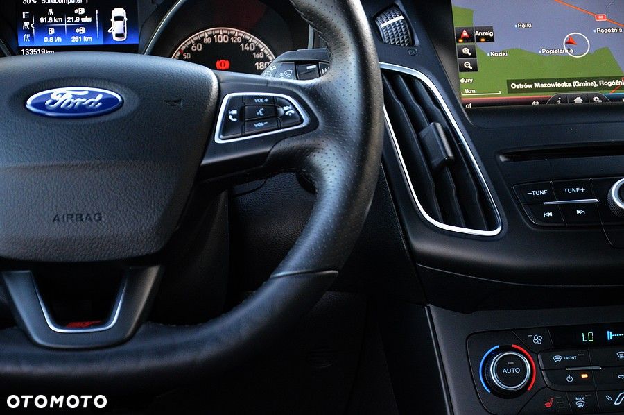 Ford Focus 2.0 EcoBoost ST mit Leder-Sport-Paket - 30