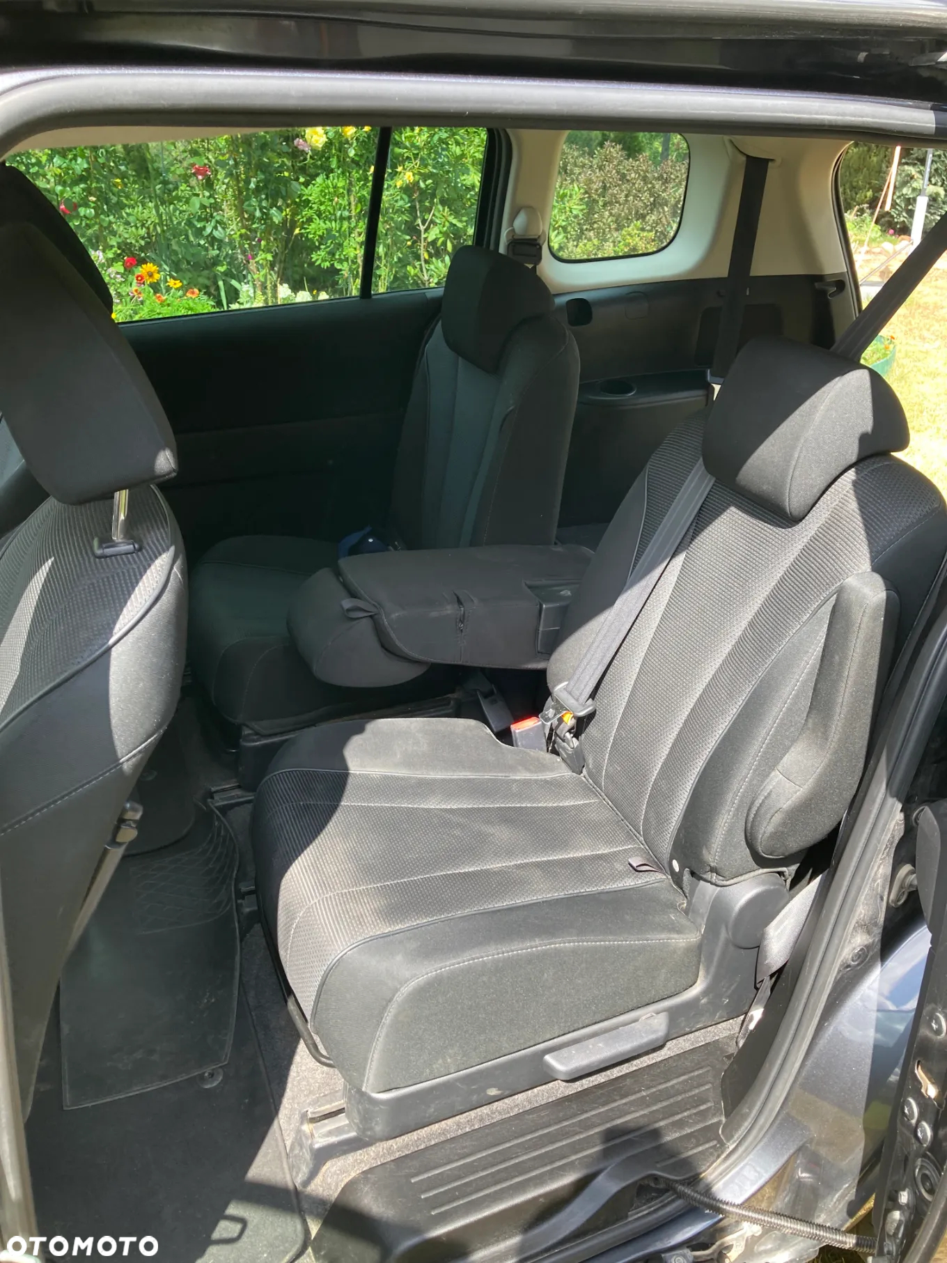 Mazda 5 - 13