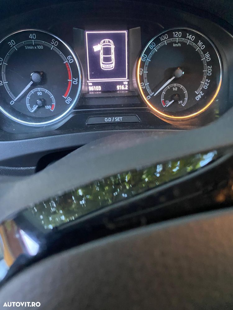 Skoda RAPID - 3