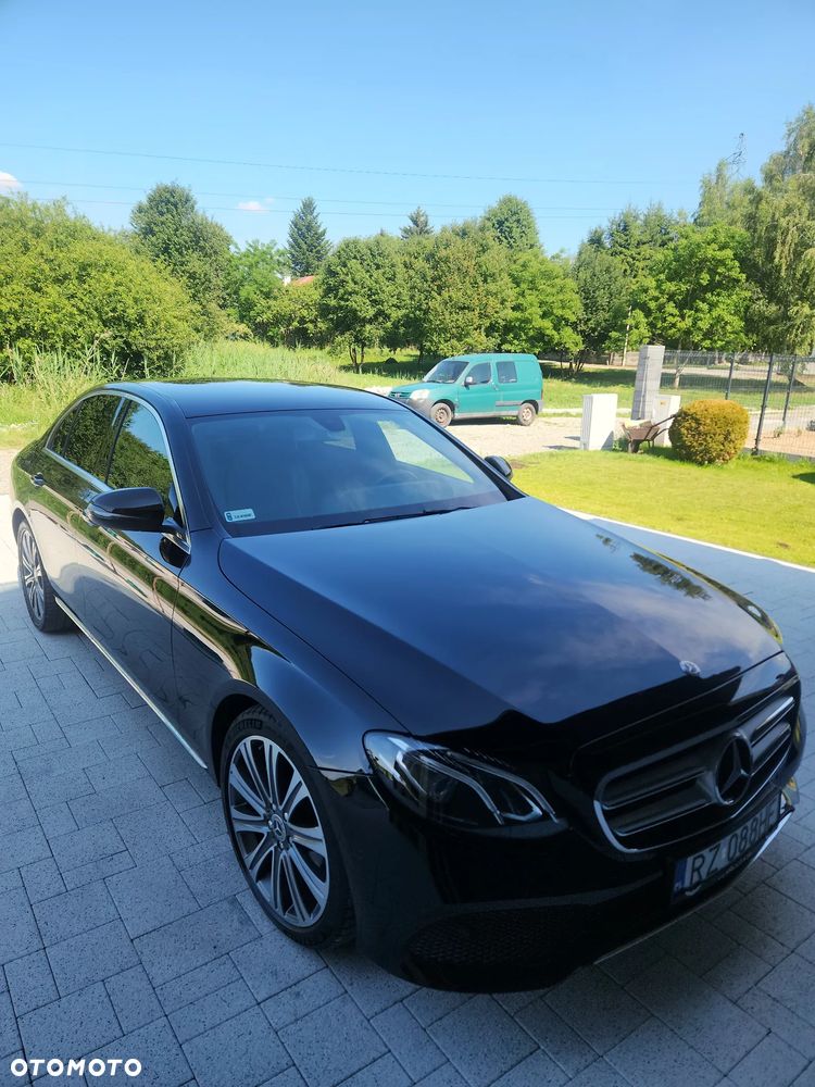 Mercedes-Benz Klasa E 220 d 4-Matic 9G-TRONIC - 3