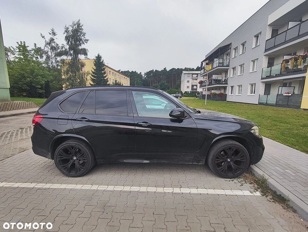 BMW X5 xDrive50i - 1