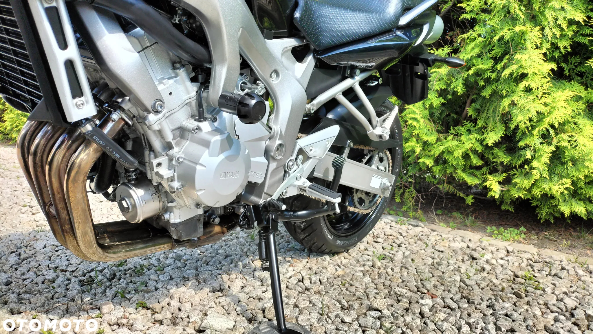 Yamaha FZ6 - 9