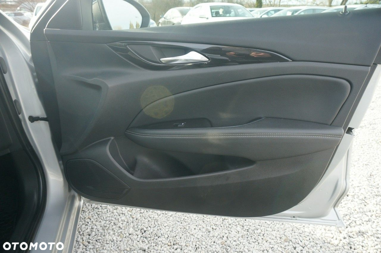 Opel Insignia 2.0 CDTI Elegance S&S - 26