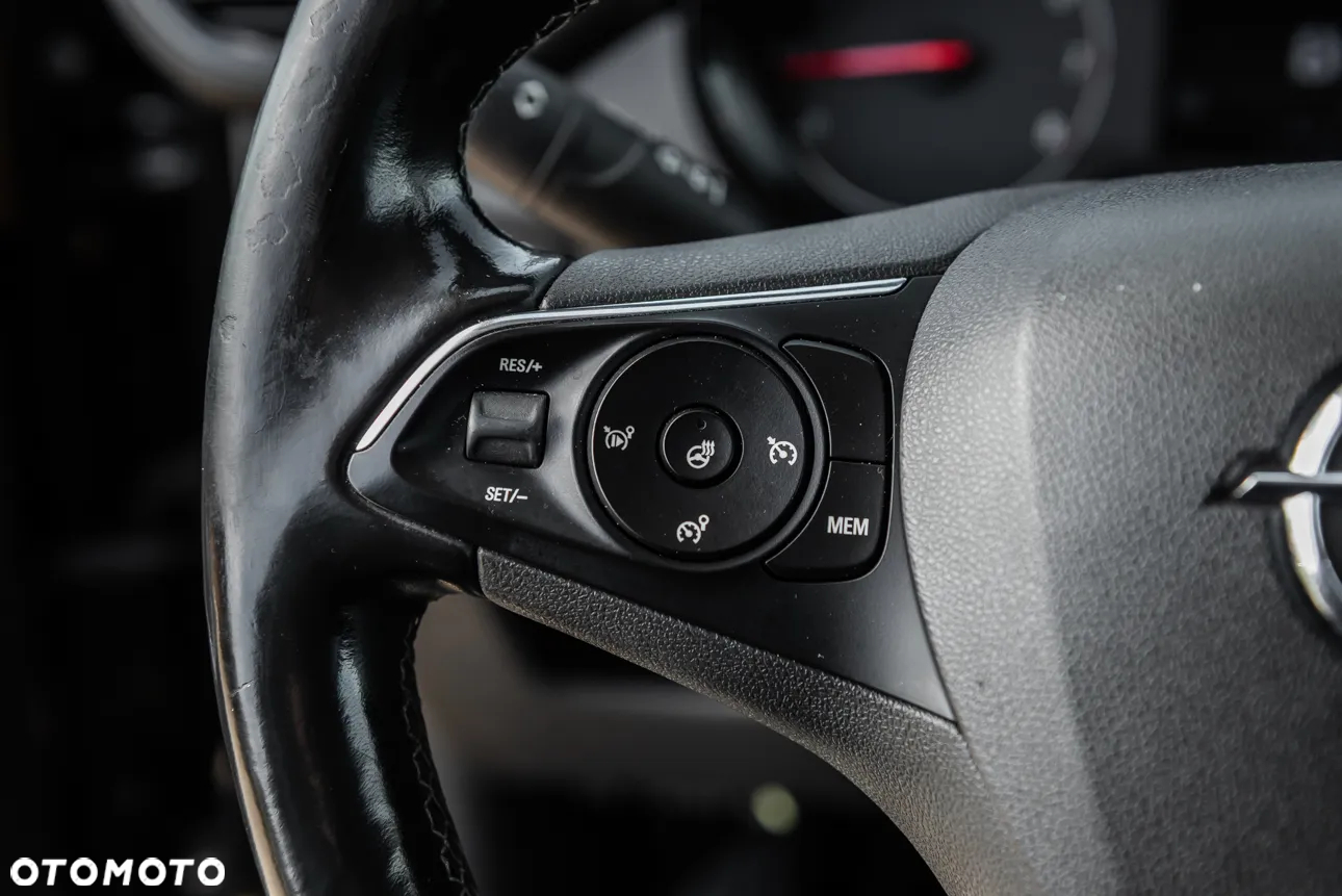 Opel Crossland X - 19