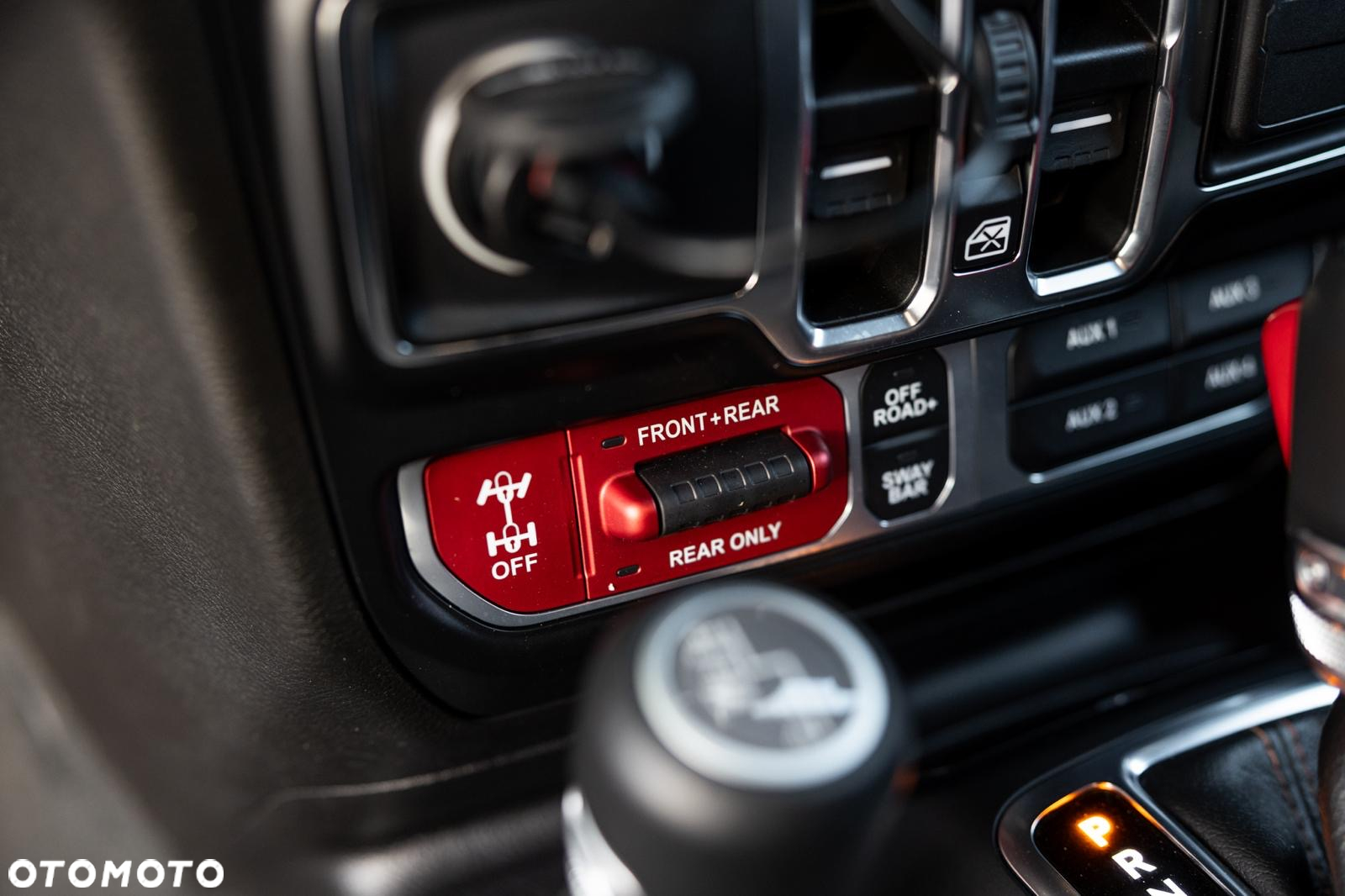 Jeep Wrangler - 37