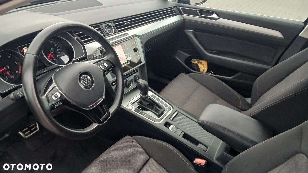 Volkswagen Passat 2.0 TDI BMT Comfortline DSG - 15