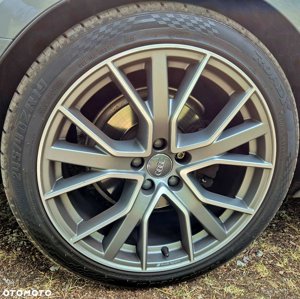 Audi A4 Avant 35 TFSI S tronic - 4