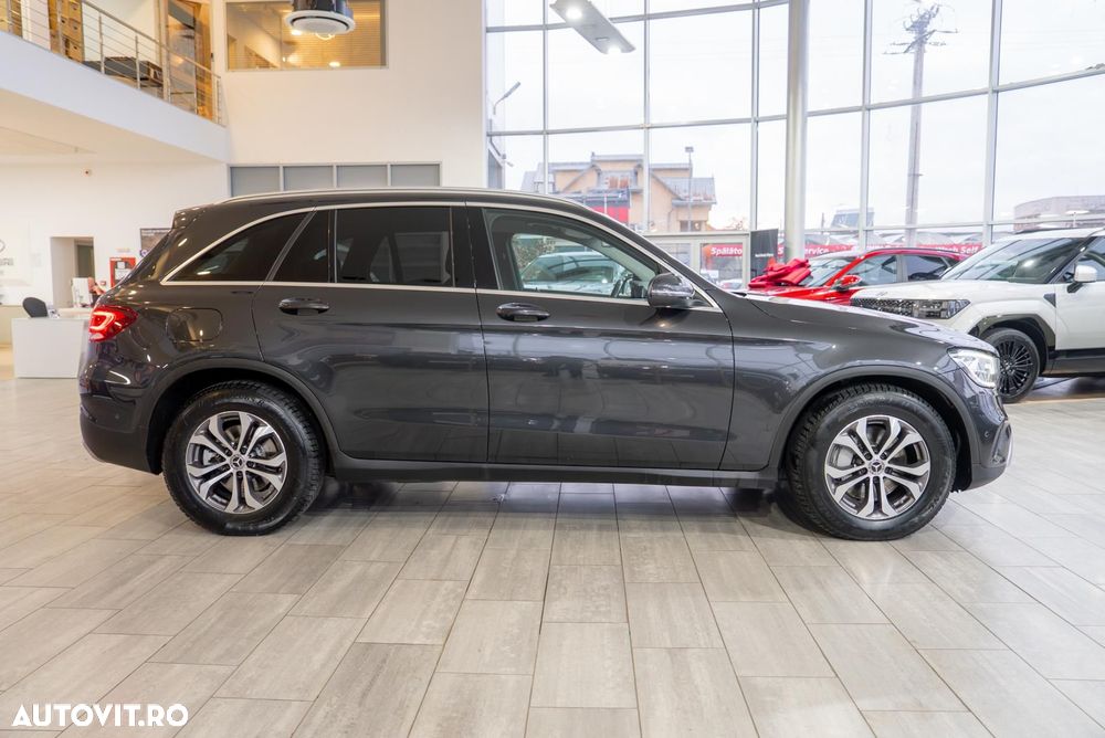 Mercedes-Benz GLC 220 d 4Matic 9G-TRONIC - 8