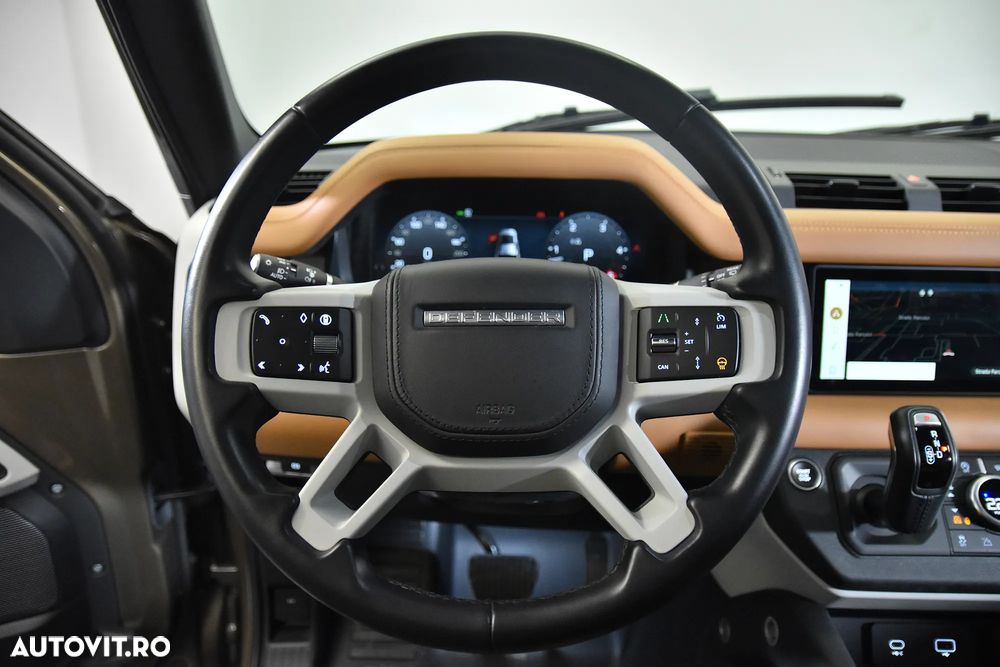 Land Rover Defender - 15