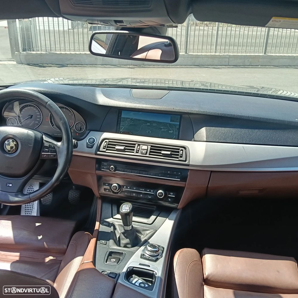 BMW 520 d Pack M - 40