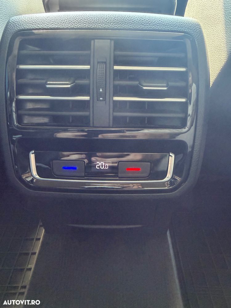 Volkswagen Passat 2.0 TDI DSG 4Motion Highline - 10
