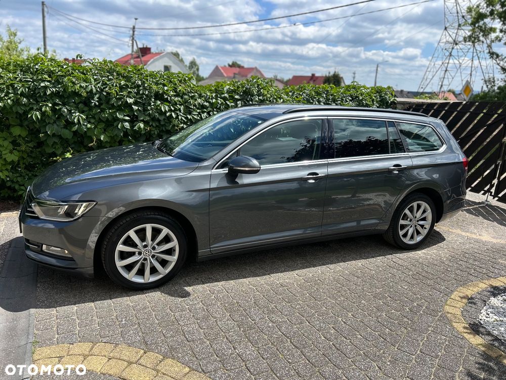 Volkswagen Passat 2.0 TDI (BlueMotion Technology) DSG Comfortline - 11