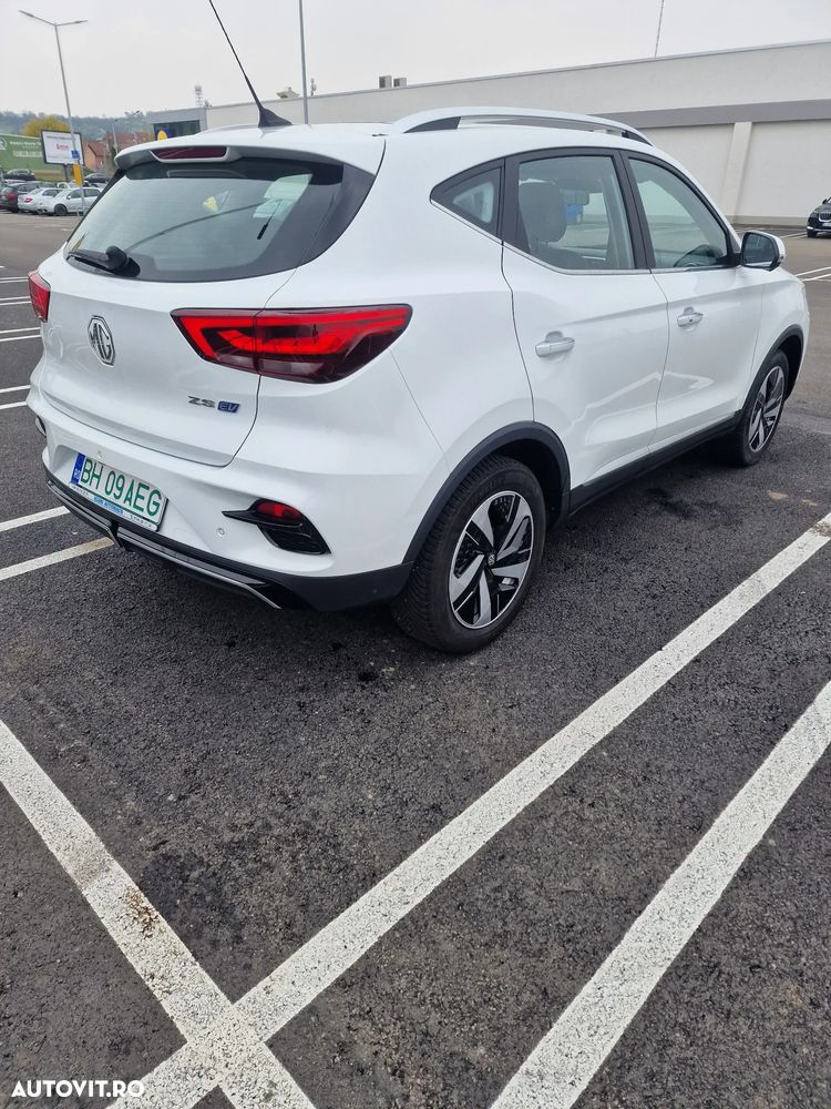 MG ZS EV Maximal Luxury - 4