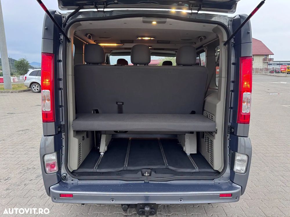 Opel Vivaro - 19