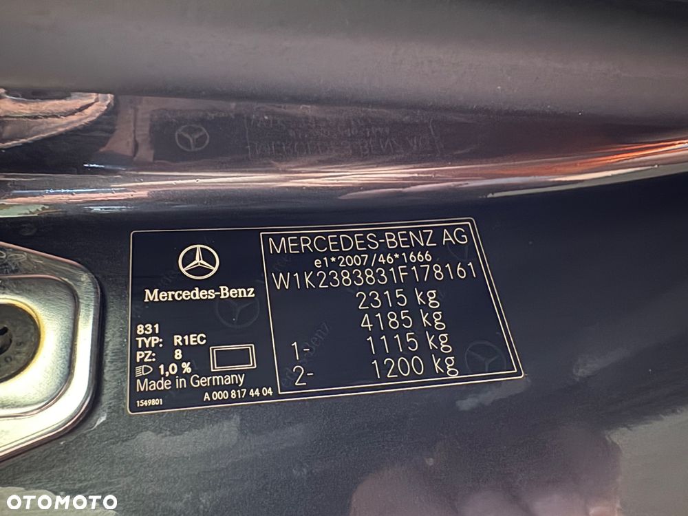 Mercedes-Benz Klasa E 300 9G-TRONIC - 23