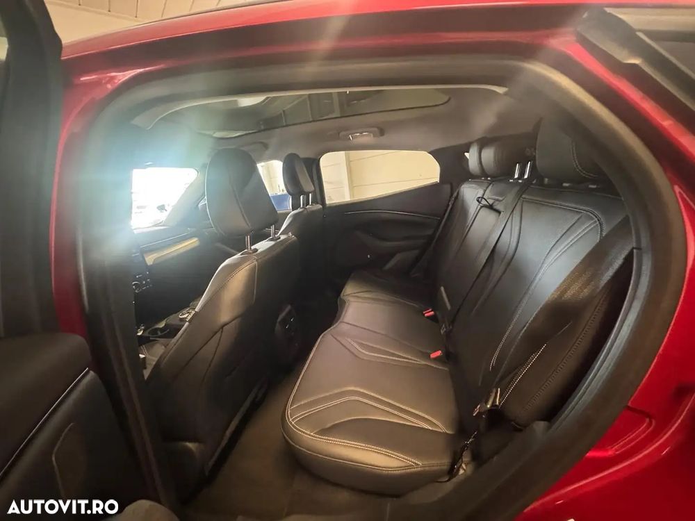 Ford Mustang Mach-E AWD PREMIUM - 18