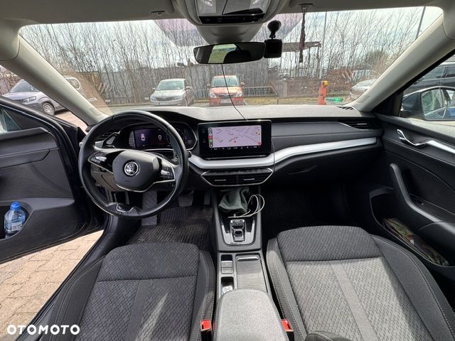 Skoda Octavia 2.0 TDI SCR 4x4 Style DSG - 11