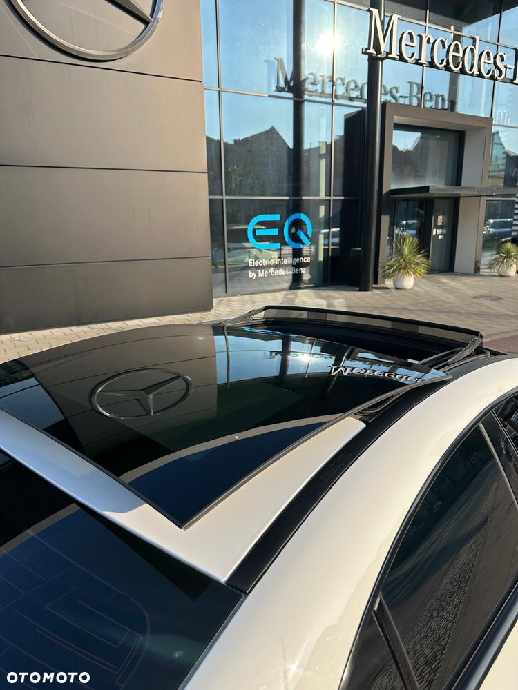 Mercedes-Benz CLA 250 4Matic 7G-DCT AMG Line - 3