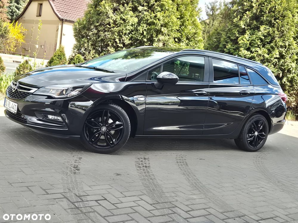 Opel Astra 1.6 D Start/Stop Business - 4