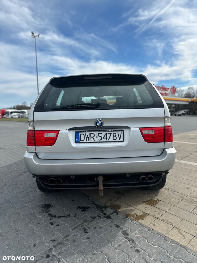 BMW X5 4.4i - 11