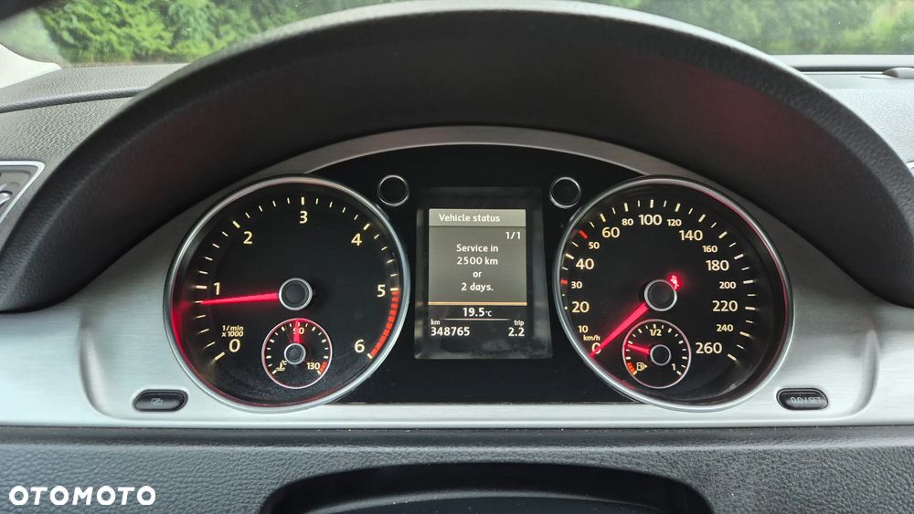 Volkswagen Passat 2.0 TDI Highline DSG - 21