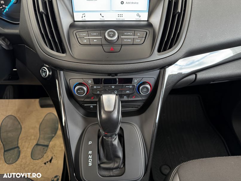 Ford Kuga 2.0 TDCi 4WD Powershift Titanium - 16