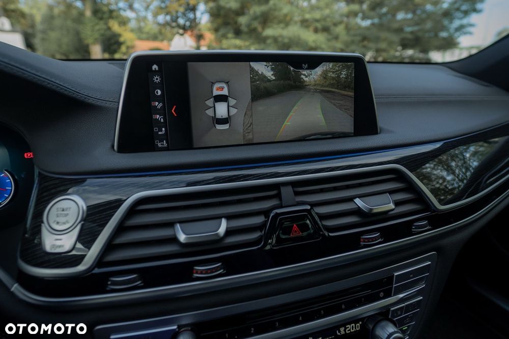BMW Seria 7 - 28