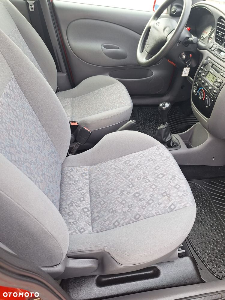 Ford Fiesta 1.25 Ambiente - 4
