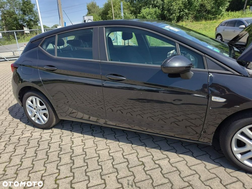 Opel Astra - 18