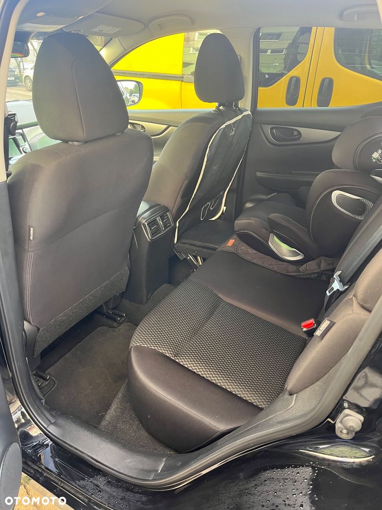 Nissan Rogue - 12
