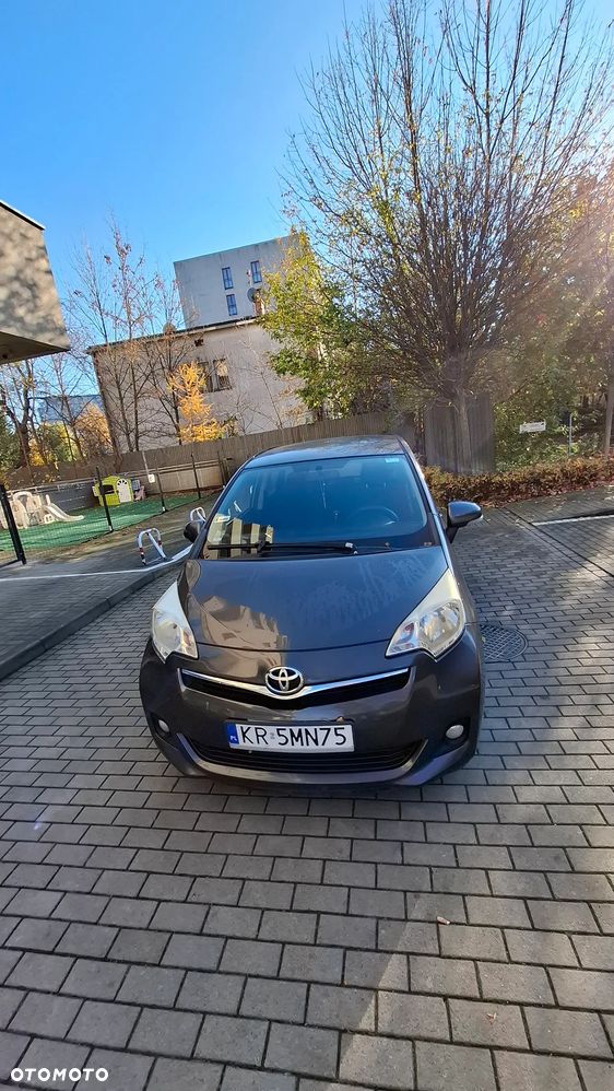 Toyota Verso S 1.4 D-4D - 12