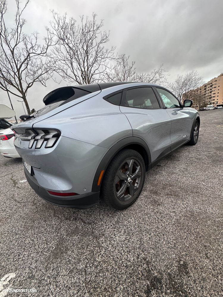 Ford Mustang Mach-E 98.7 kWh Premium - 4