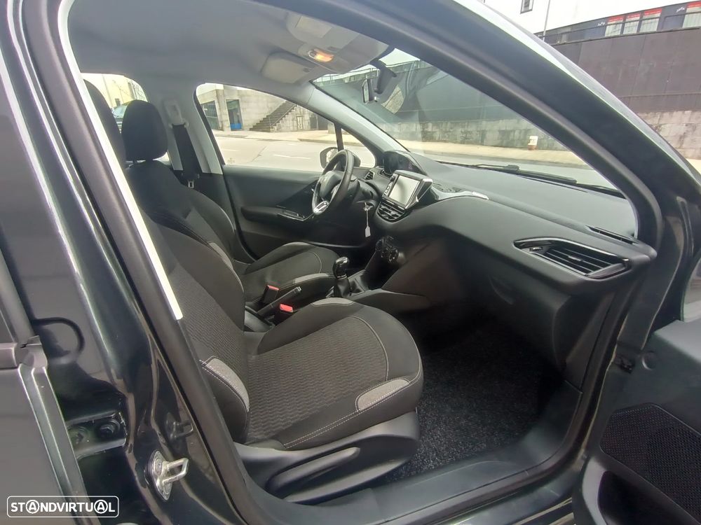 Peugeot 208 1.6 BlueHDi Style - 19