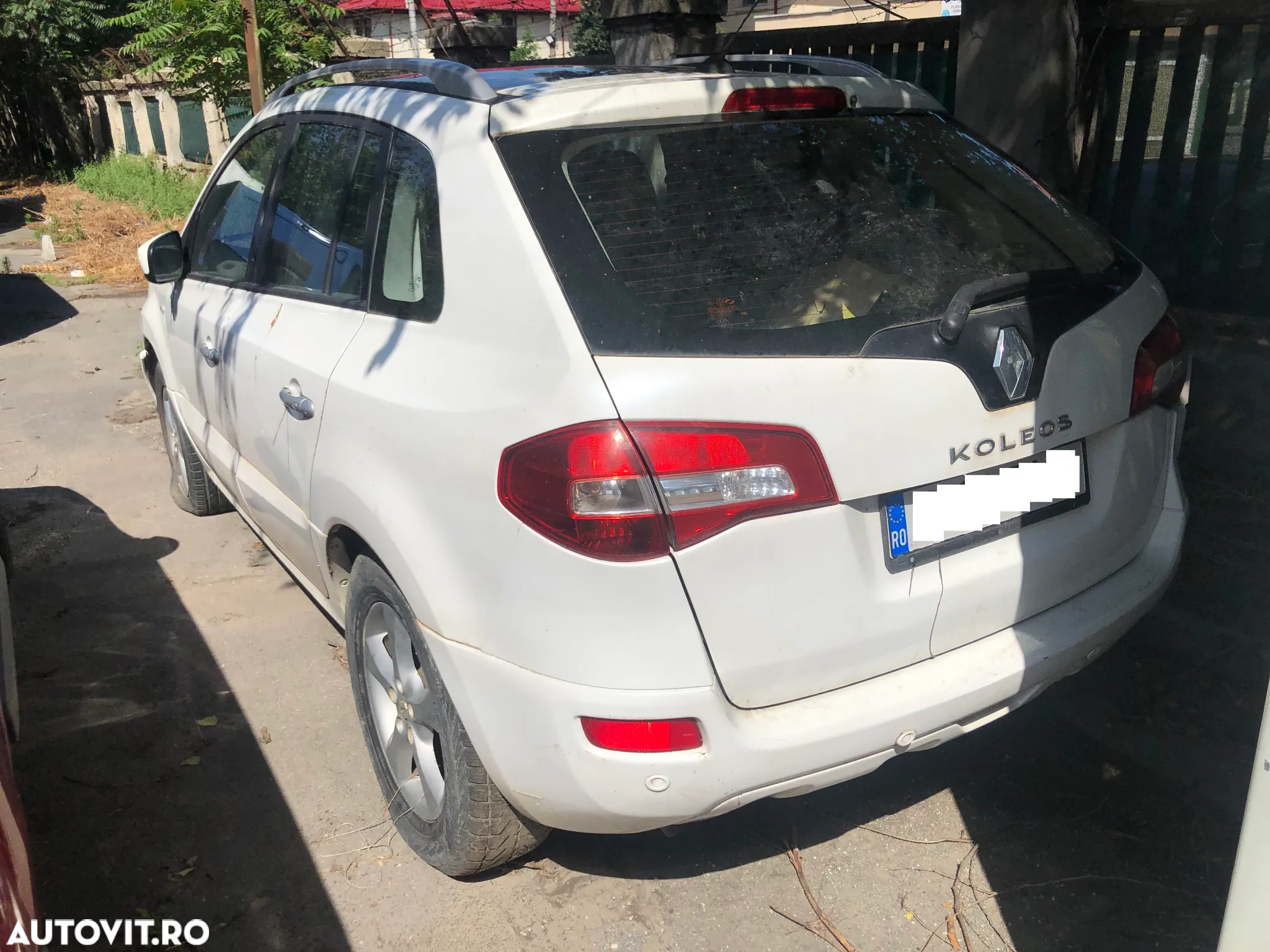 Dezmembrez Renault Koleos alb 2006 2.0 diesel - 10