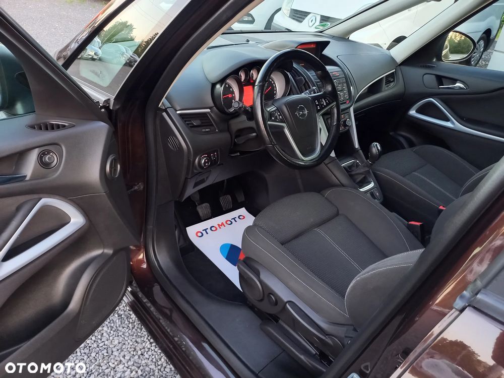 Opel Zafira - 13