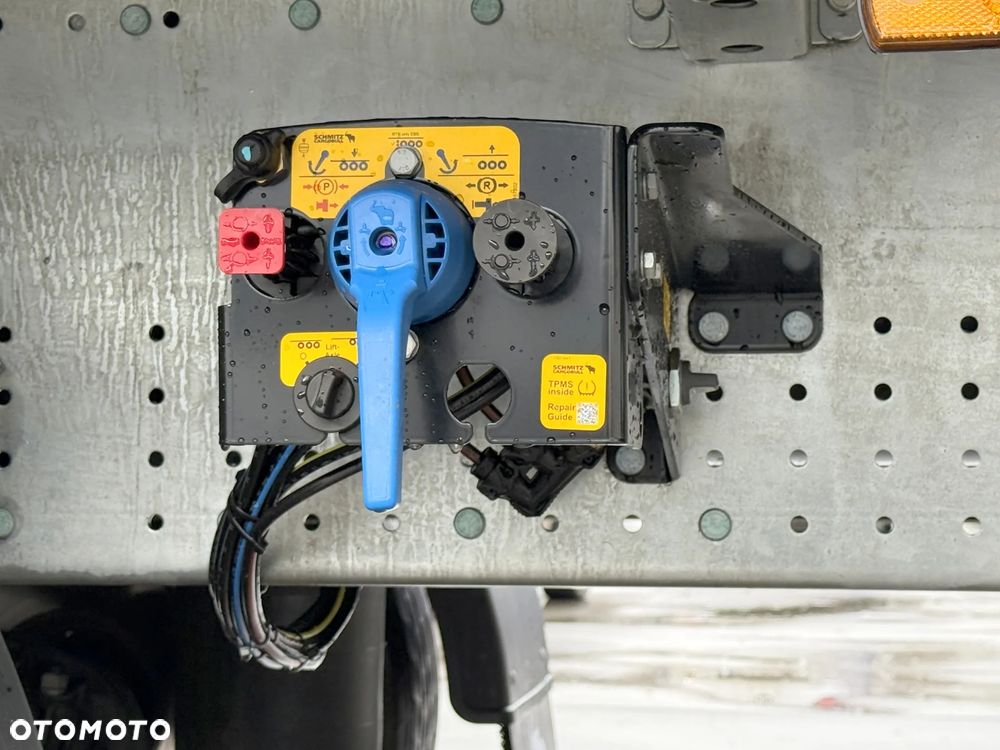 Schmitz Cargobull VARIOS + KOSZ NA 24 PALETY - 33