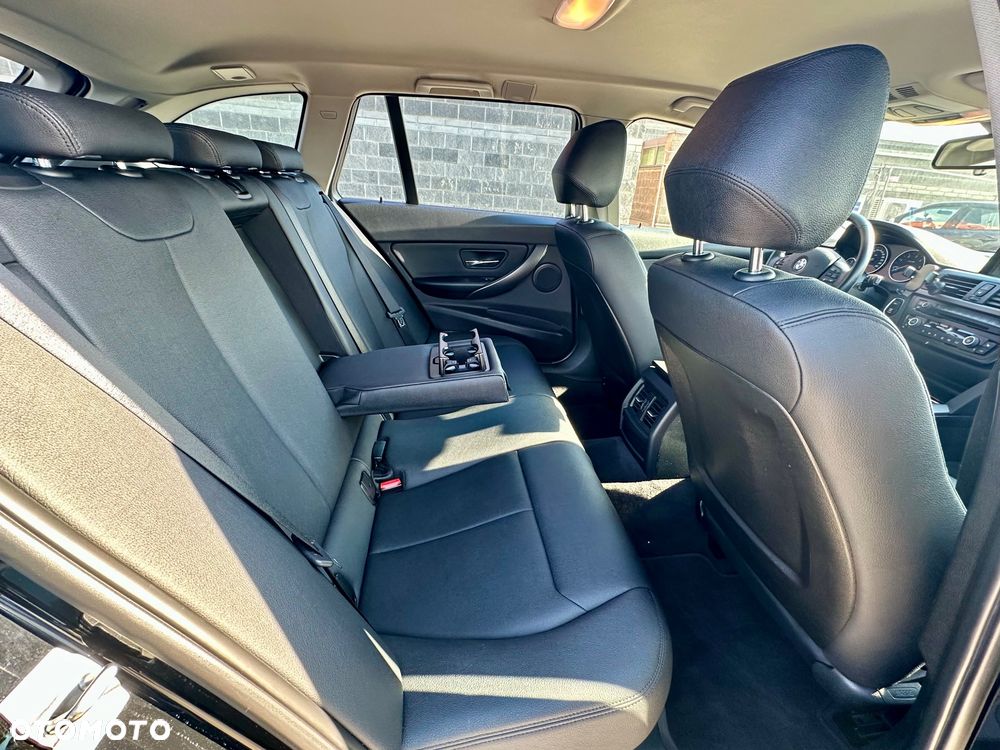 BMW Seria 3 - 16